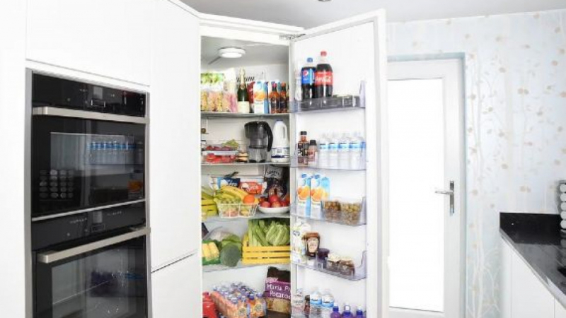 Всяка добра домакиня трябва да има тези продукти в хладилника си