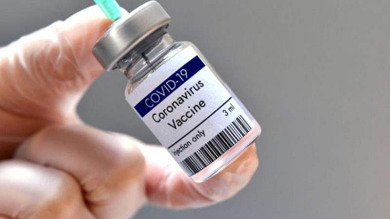 Великобритания разреши прилагането на ваксината на "Модерна"