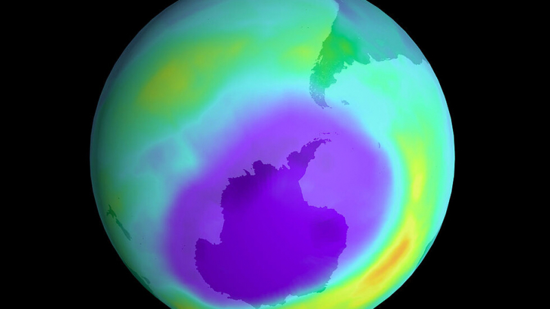 Учените със сензационна новина за озоновата дупка над Антарктика
