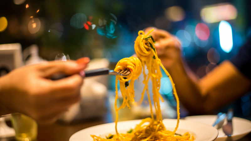 Не се излагайте! Ето как да ядете паста като истински италианец