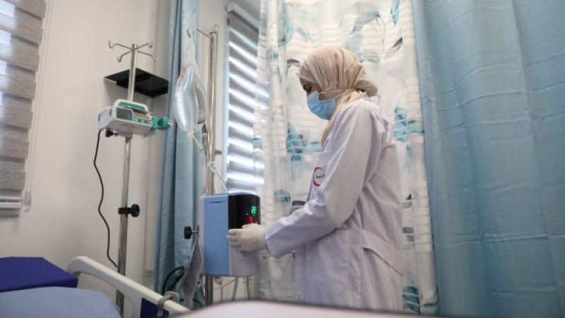 Отличникът във ваксинацията Израел пак удължи карантината заради нов взрив на К-19