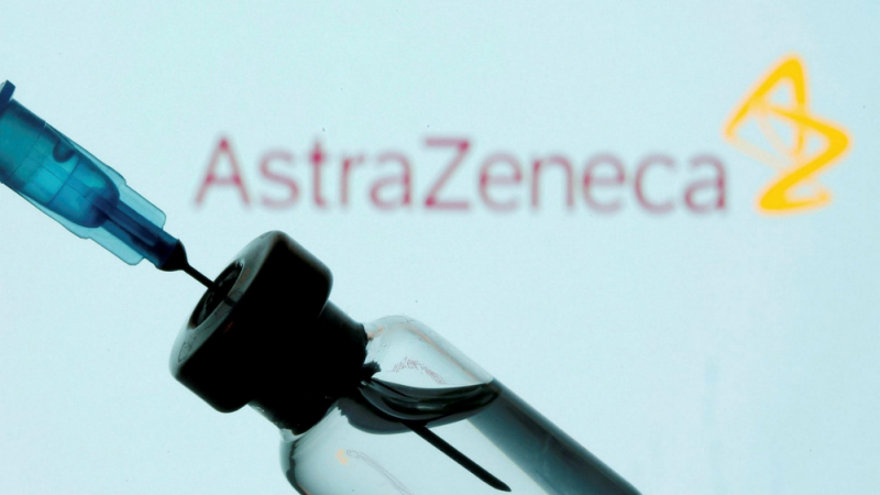 Стотици хиляди дози от ваксината на AstraZeneca у нас до края на февруари
