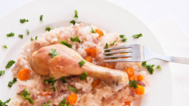 Няма наяждане: Най-вкусната рецепта за пиле с ориз 