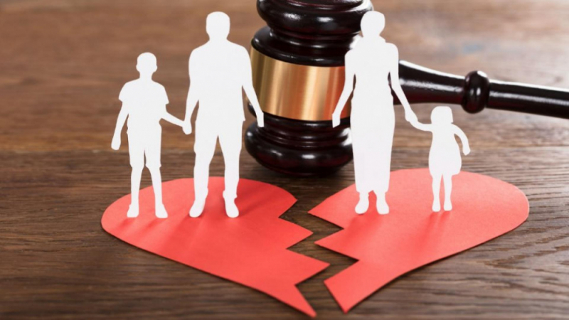 Без съд: При развод и делба ни пращат на медиация
