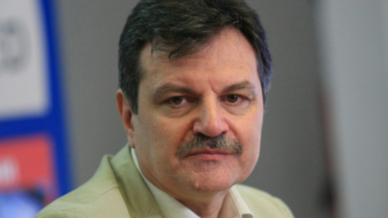 Д-р Симидчиев с важно разяснение за защитата от ваксината на „Пфайзер“
