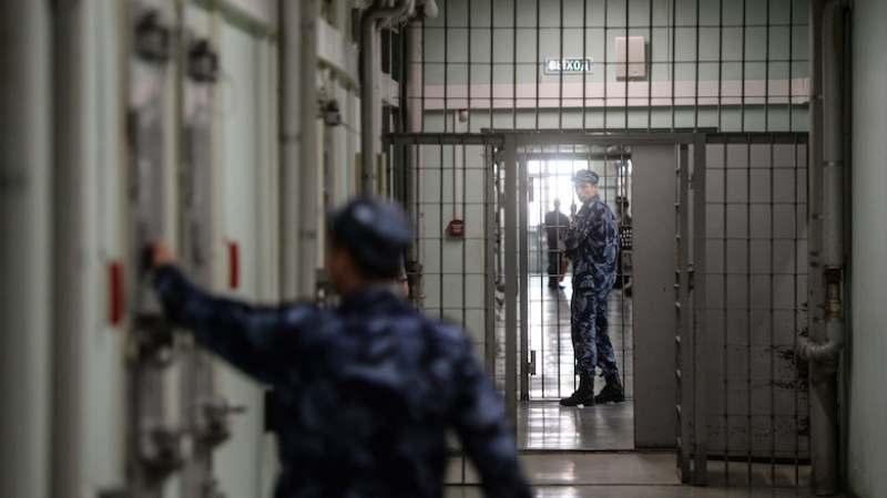 Бруталната истина за жестоките условия в руските затвори