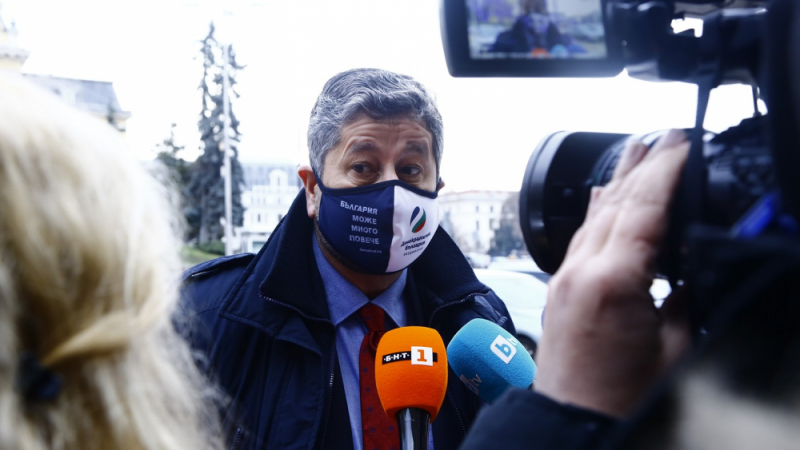 Христо Иванов продължава с атаката срещу президента: Няма да си затваряме очите!