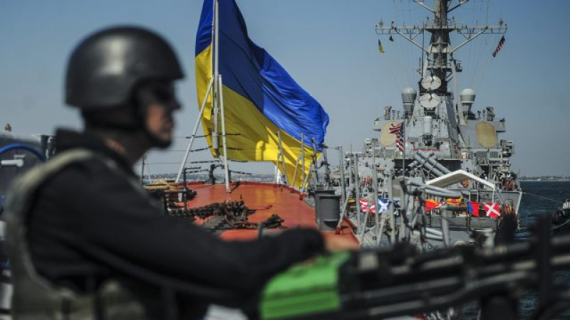 Украйна си предложи небето на НАТО