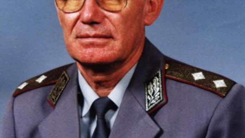 Почина известен български генерал