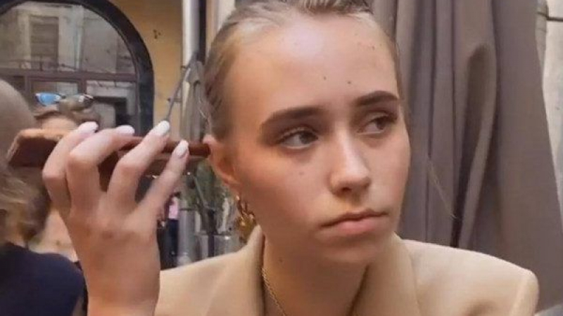 Daily Mail: Тайната дъщеря на Путин върти любов с младеж от мафиотски кръгове СНИМКИ