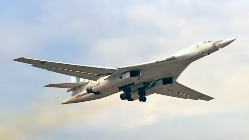 "Форбс" гръмна с новина за руски Ту-160 и удар по база на НАТО в Исландия