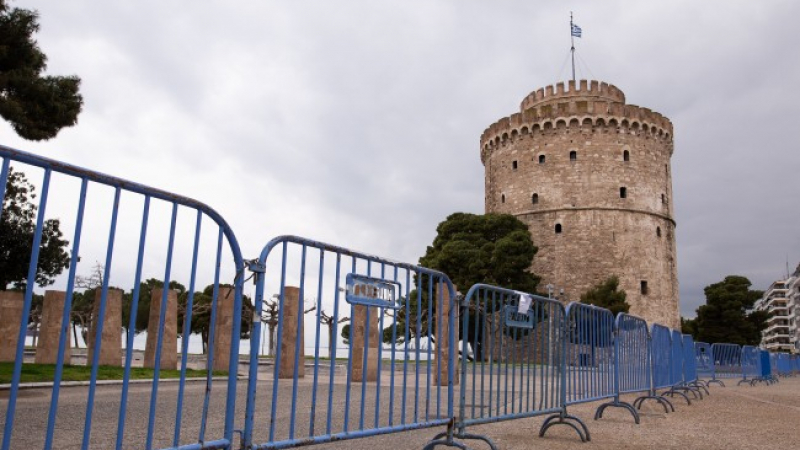 Ето как Гърция ще приема туристи през новия летен сезон 