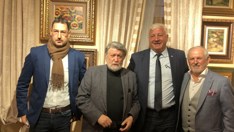 Рашидов присъства на откриването на галерия в Пловдив