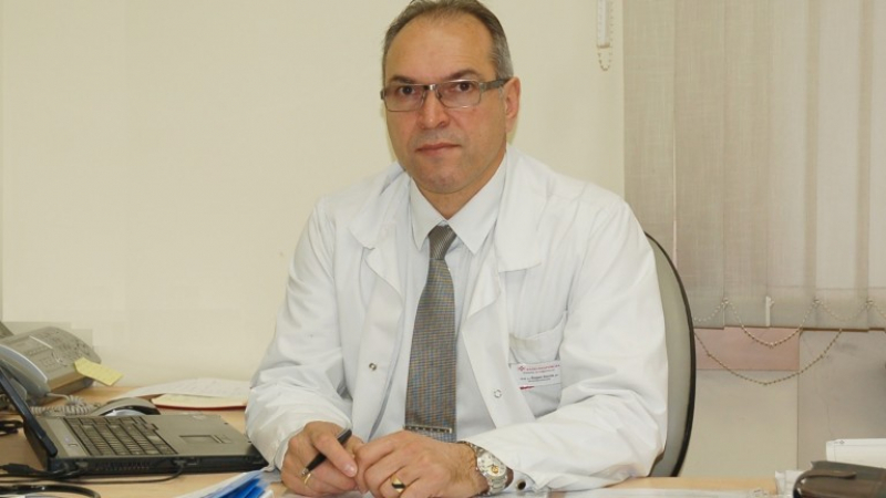 Проф. Богов посочи най-добрия вариант за ваксинацията в България