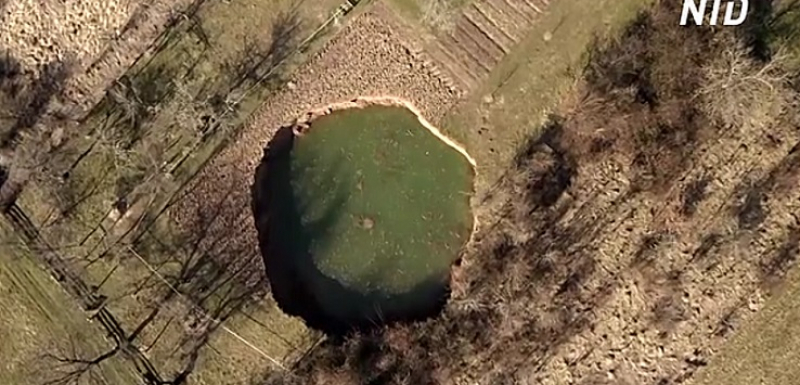 Хърватия изчезва, мистериозни огромни дупки поглъщат ниви и къщи ВИДЕО