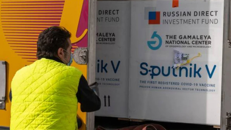 Агенция пусна К-19 екскурзия до Русия за ваксинация със "Спутник V"