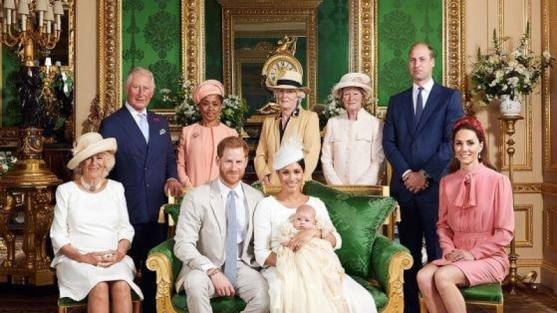 Тайната падна: Ето колко харчи британското кралско семейство 