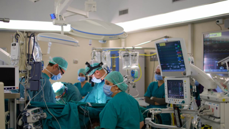 Скандално: От болница публикуваха кадри на вътрешни органи на пациенти