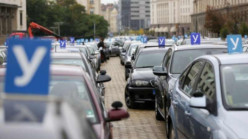 Автоинструктори от цяла България отново излизат на протест