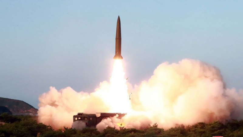 Провокация: Северна Корея отново изстреля ракети