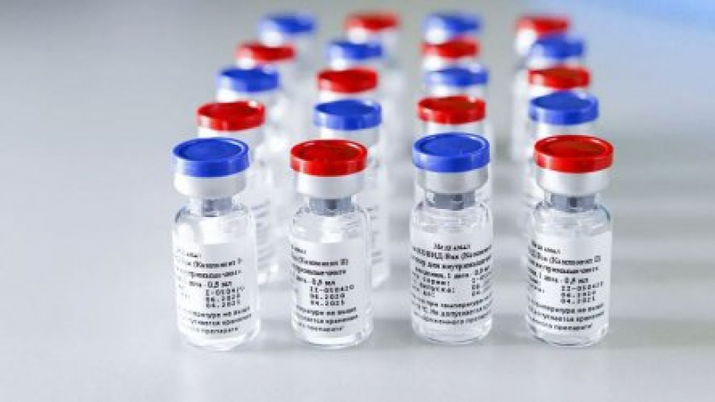 Руската ваксина „ЕпиВакКорона“ формирала тройна имунна защита
