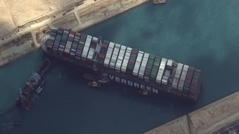 Нови разкрития за кризата с блокирания Суецки канал