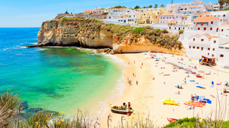 Защо трябва да изберете Португалия за следващата си лятна почивка