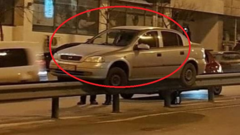 Пълен шок! Какво се случва с тази кола в Пловдив и защо е там СНИМКА