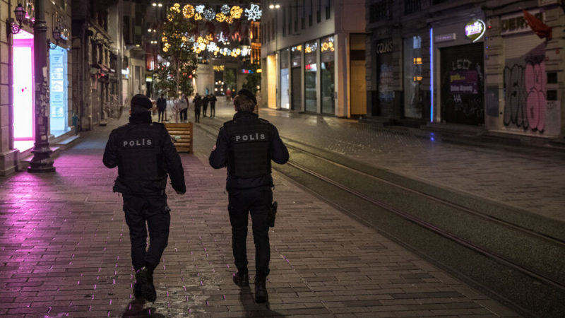 Мащабна полицейска акция в Турция, ето какво се случва