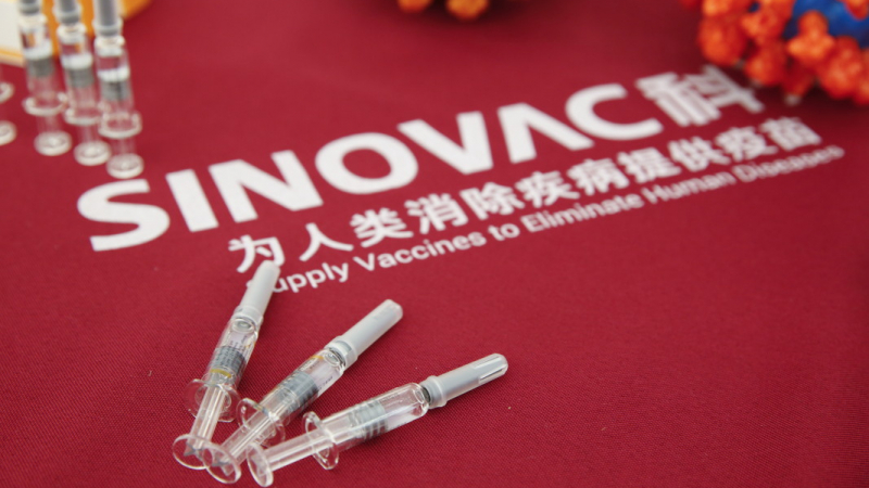 Китай призна, че ваксините им не са достатъчно ефективни