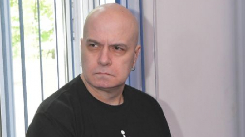 Стана ясно какво ще се случи на 15 април, ако поваленият от К-19 Слави Трифонов не положи депутатска клетва