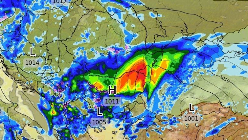 Синоптици показаха опасна стихия, нахлуваща над България до часове КАРТИ