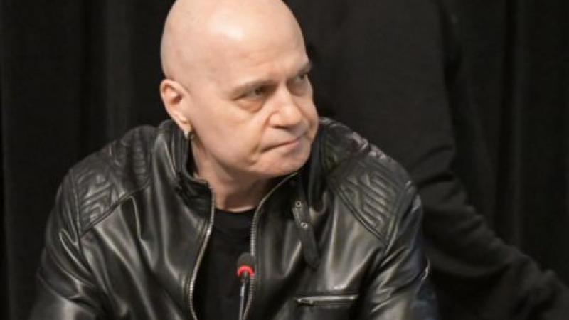 Разпад в партията на Слави Трифонов, двама лидери свалени от постовете си