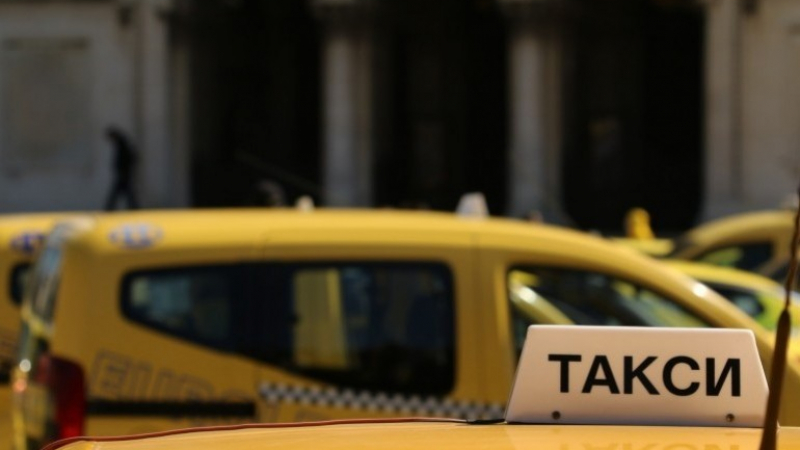 Такситата с първа реакция за проекта на Христо Иванов