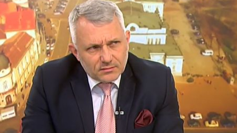 Хаджигенов проговори с кого ИМВ се договаря за "някакво правителство"