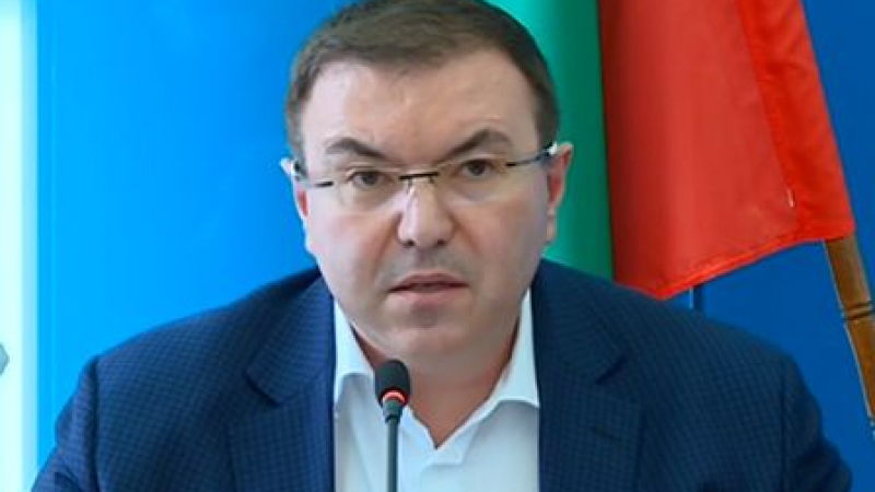 Проф. Ангелов обяви падането на още К-19 мерки, считано от 24 април
