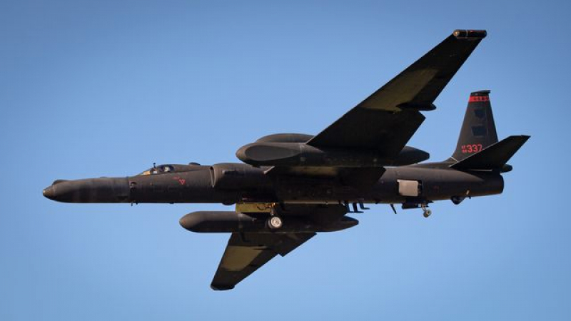 Вашингтон изпрати над Европа супер секретен самолет заради Москва СНИМКИ