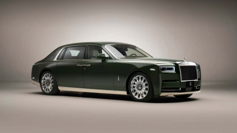 Rolls-Royce създаде уникален "Фантом" за милиардер от Япония СНИМКИ