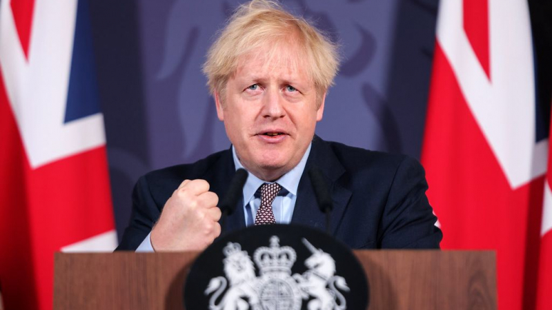 Борис Джонсън похвали "колосалните усилия" на британците в Афганистан 