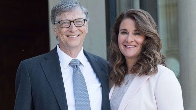 Шок! Бил Гейтс се развежда след 27 години брак ВИДЕО