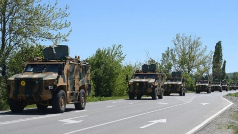 Куриозен момент беляза преминаването на конвоя на НАТО през България ВИДЕО