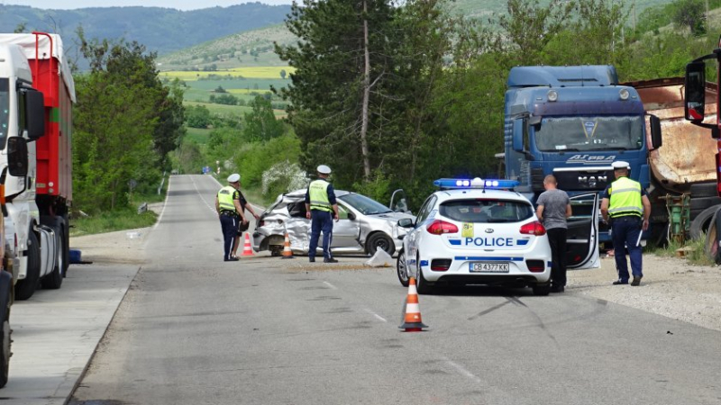 Жената от кървавото меле с деца край Благоевград се оказа...