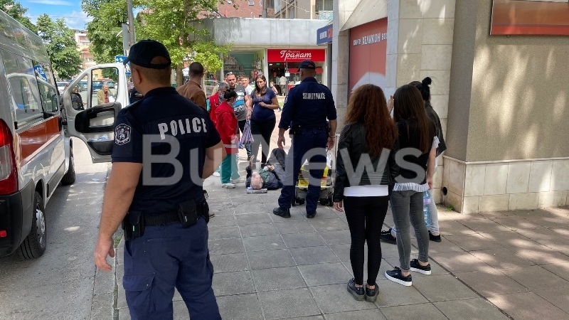 Паника във Враца: Окървавен човек лежи на централна улица СНИМКИ