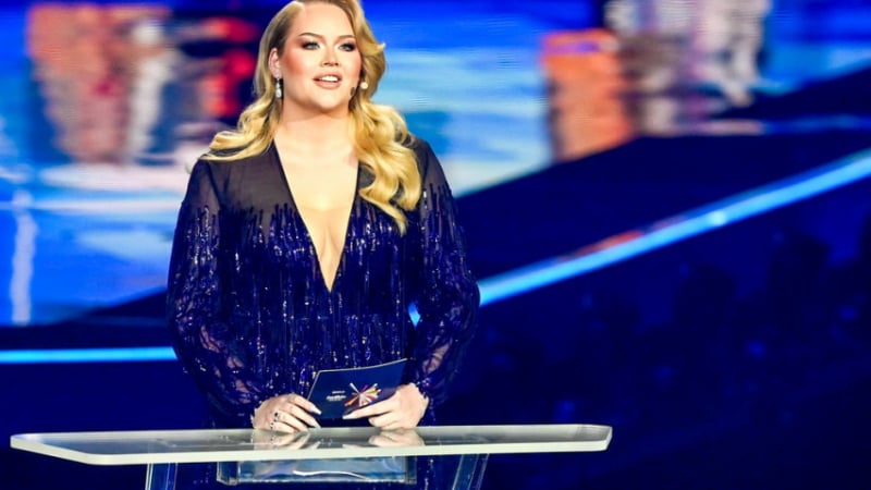 Водещата на Евровизия разкри голямата си интимна тайна ВИДЕО