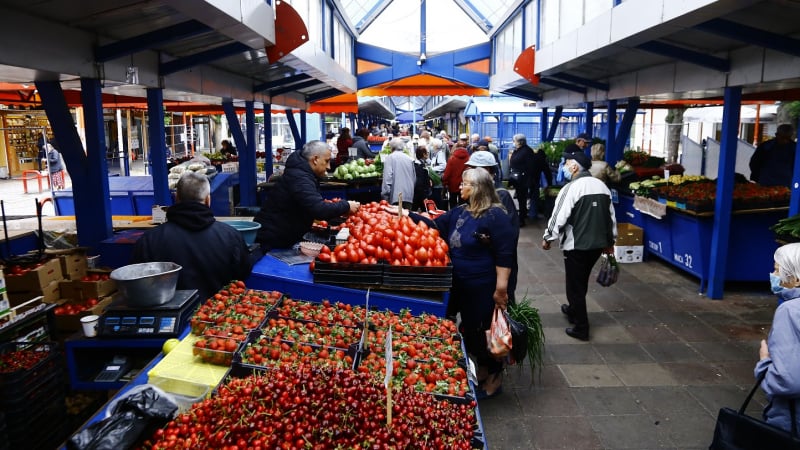 Ето защо черешите на пазара са "златни", страшен удар за българските плодове