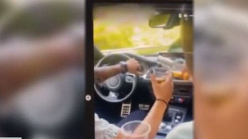 Скандално ВИДЕО с пияни абитуриенти в кола с пиян шофьор взриви България!