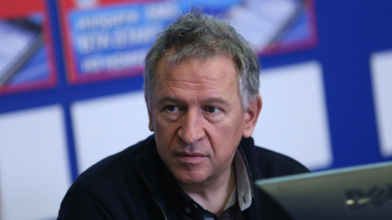 Служебният здравен министър с тежки обвинения към проф. Ангелов