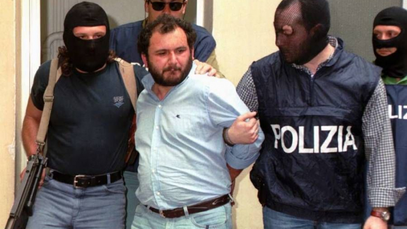 Един от най-жестоките италиански мафиоти излезе на свобода СНИМКИ