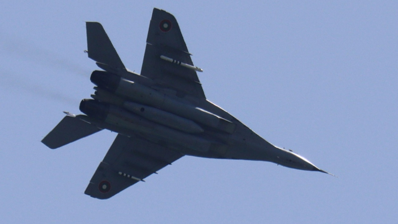Авиационен експерт назова нова най-вероятната причина за трагедията с МиГ-29 