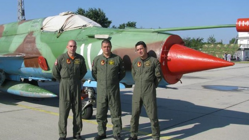Контраадмирал Михайлов съобщи рязка промяна в издирването на черната кутия на МиГ-29!